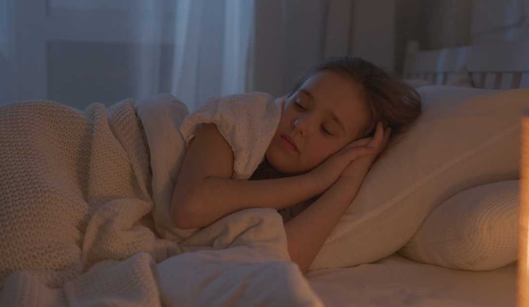 cara mengembalikan jam tidur anak
