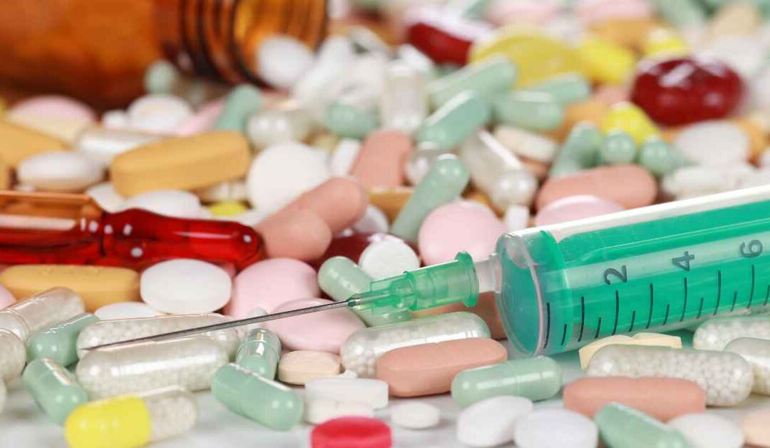 Pahami Overstock untuk Menjaga Kesehatan Bisnis Apotek - Mandira