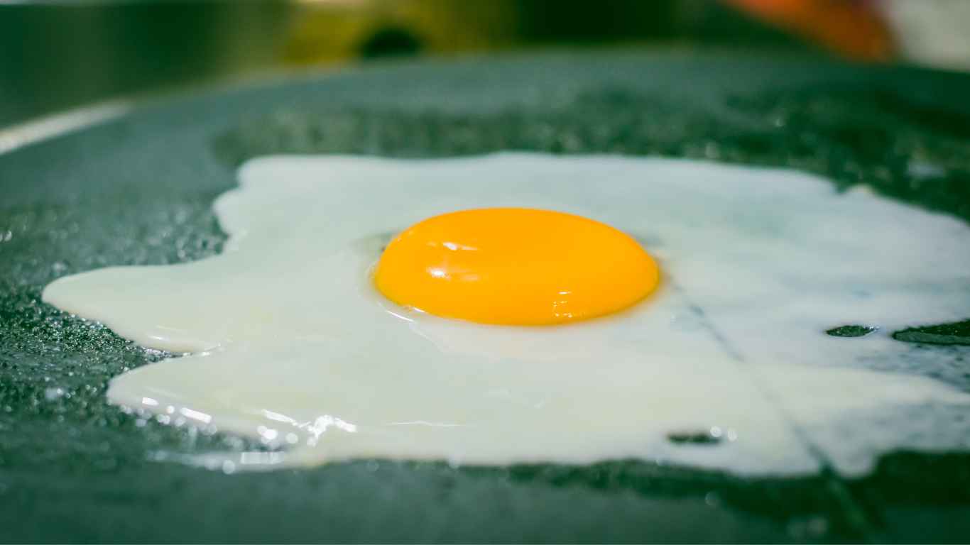 Pantangan penyakit kuning makanan mentah atau setengah matang Mandira Distra Distributor Obat Pedagang Besar Farmasi