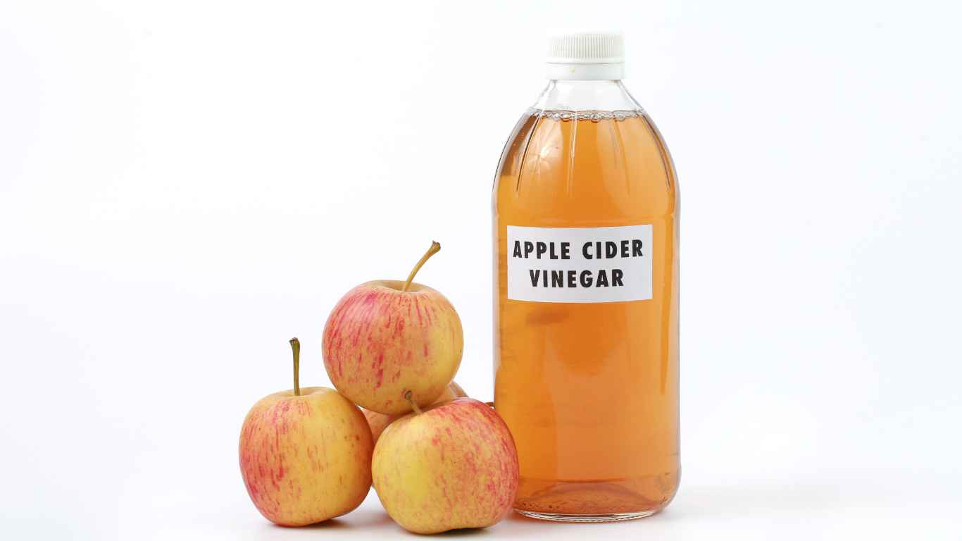 Cara mengatasi kencing batu cuka apel Mandira Distra Distributor Obat Pedagang Besar Farmasi